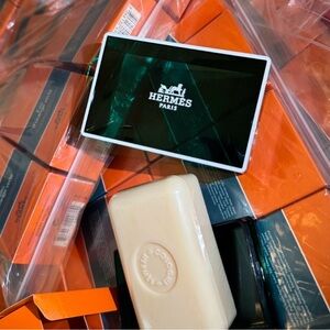10 Hermes Soap Set